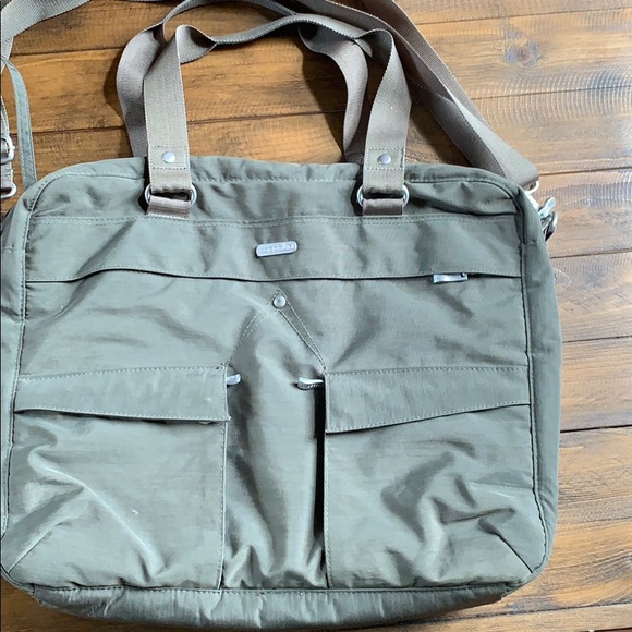 Khaki Tote - Picture 1 of 4